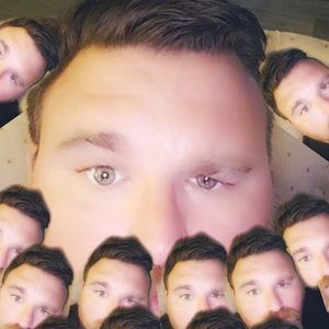 Meet your Posher, Travis